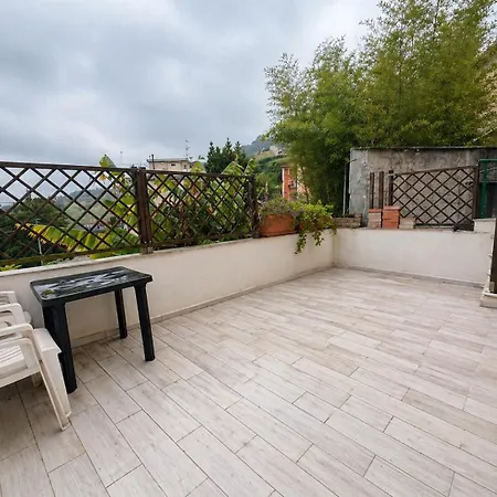 Two-bedroom House With Terrace Near & Nature * Mele